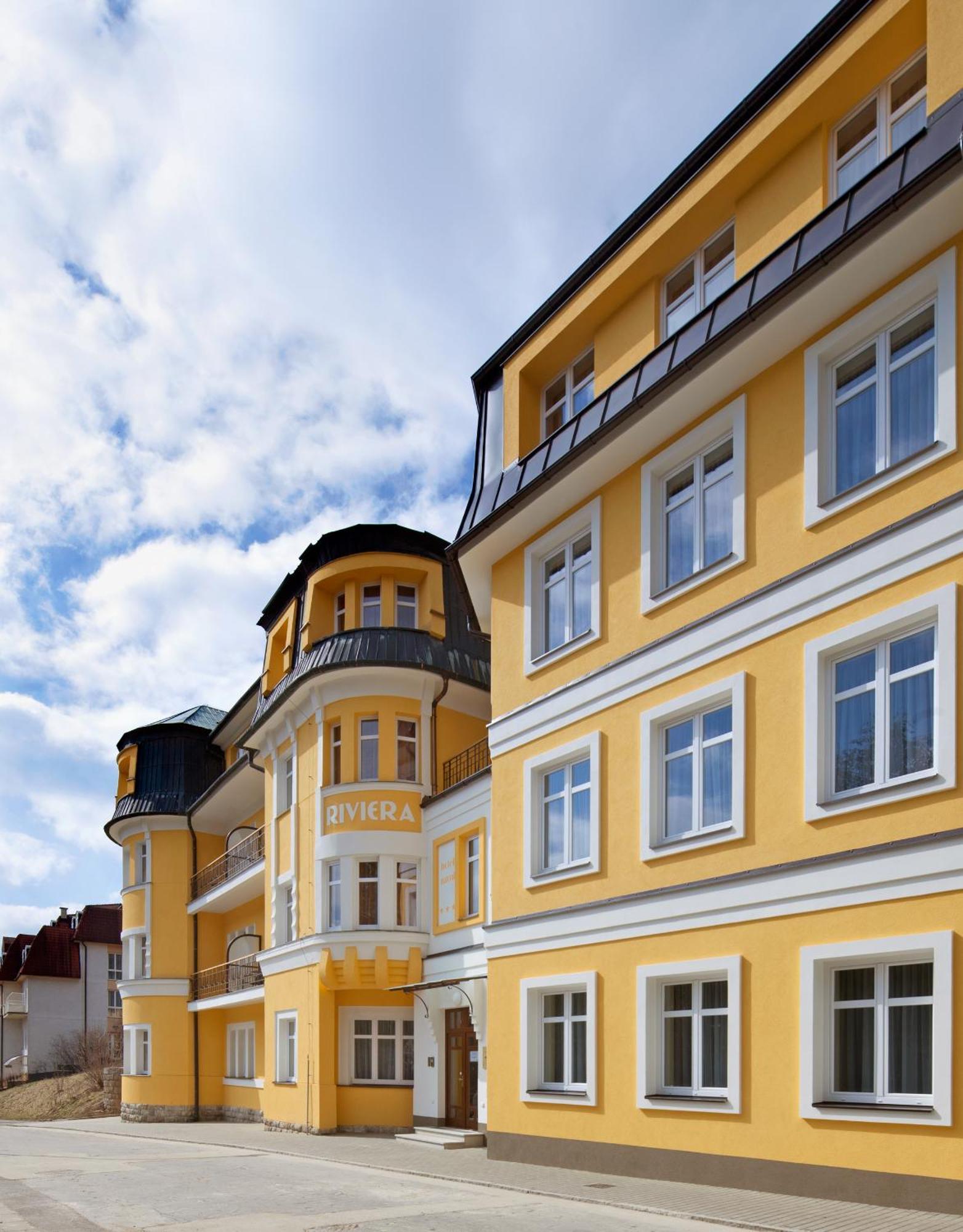 Hotel Riviera Luhačovice Esterno foto